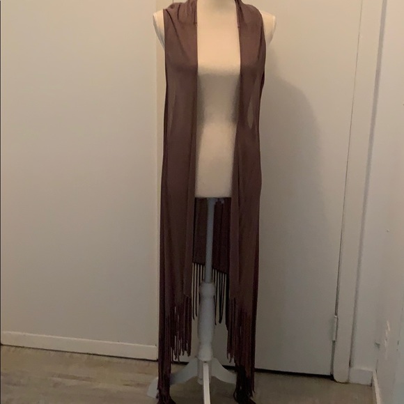 Super cool fringed sleeveless open tunic - Picture 1 of 7